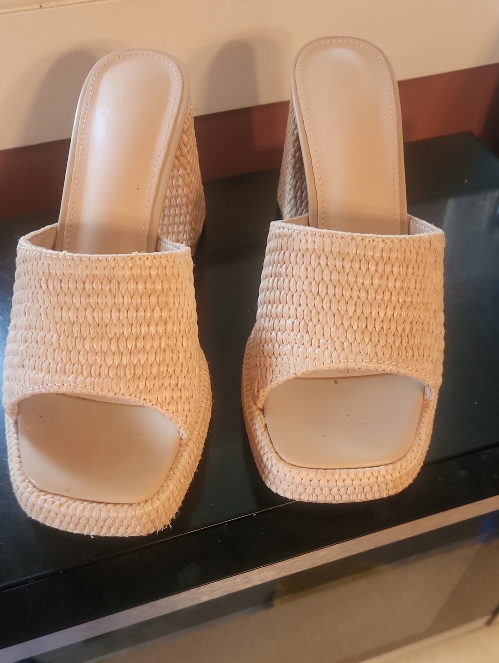 Woven Open-Toe Mules in Beige